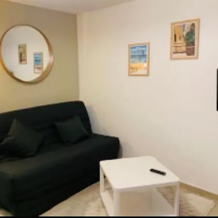 Renove Avec Terrasse 100m 50m Port Mauguio