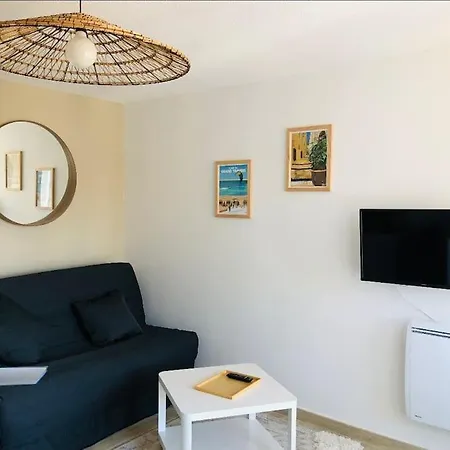 Renove Avec Terrasse 100m 50m Port